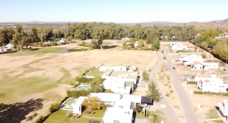 /upload/Terreno - Lote/63407cbd8b893c6fb76ba1c8/9.jpg
